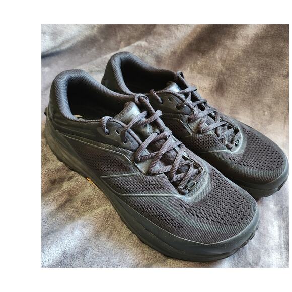 Black Topo Athletic Trail Running shoes, size 8.5 mens main image 7